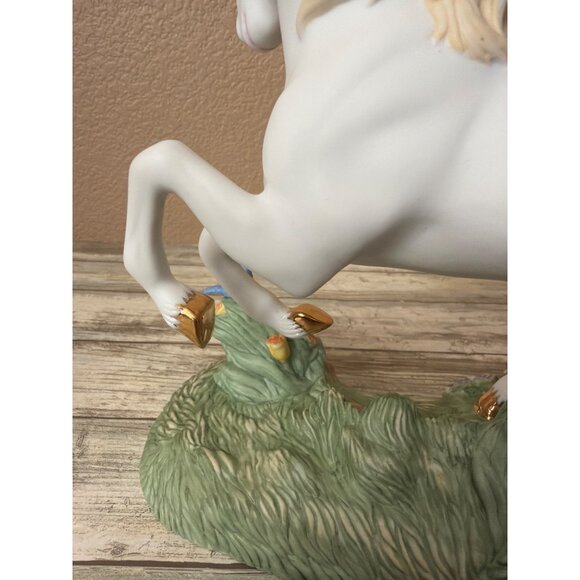 Princeton Gallery Wish Upon a Butterfly Porcelain Unicorn Figurine 2006 - Picture 8 of 15